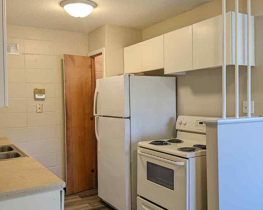 1st image of 310 Fuller Ave APT 6