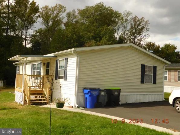 27 Doe Dr, Elkton, MD 21921
