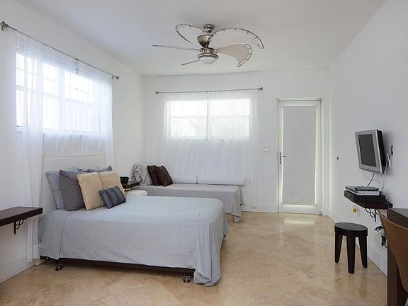 2nd image of 751 Collins Ave APT 207