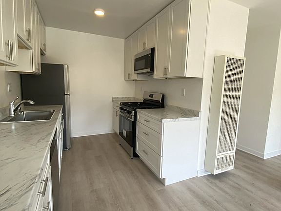 2nd image of 1534 10th St #7