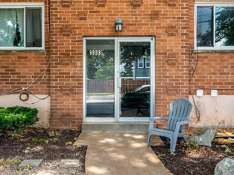 3003 Laclede Station Rd #A — Photo 16
