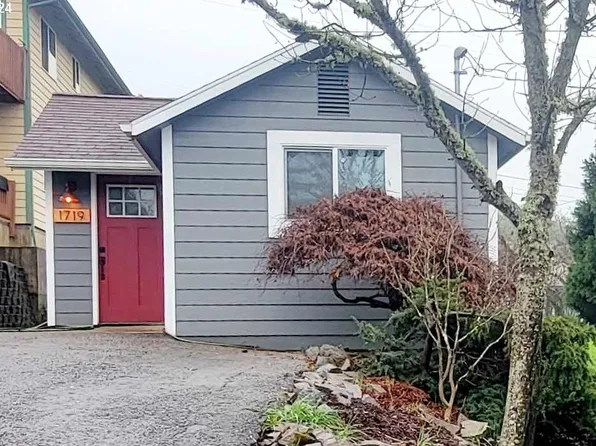 1719 SE Giles St, Roseburg, OR 97470
