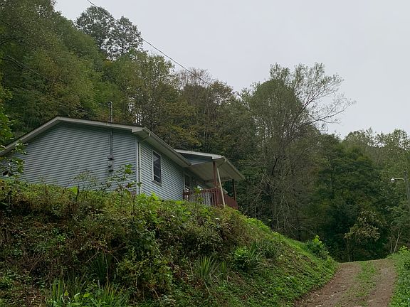 2nd image of 2392 Phillips Holw