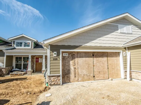 1110 Harbor AVENUE, West Bend, WI 53095