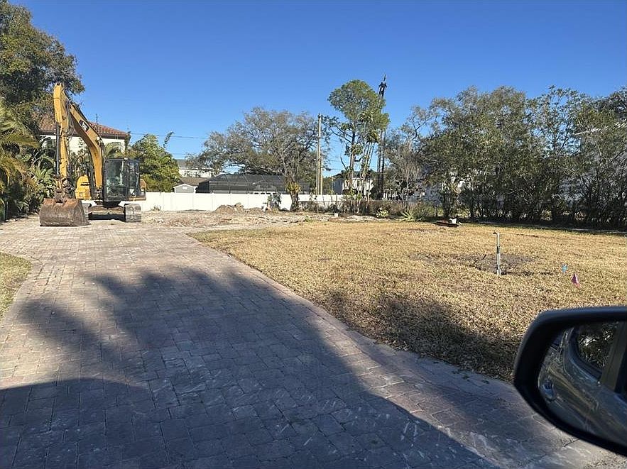 1st image of 523 W DAVIS BOULEVARD LOT 12