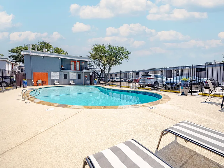 Cantera Apartment Homes — Photo 14