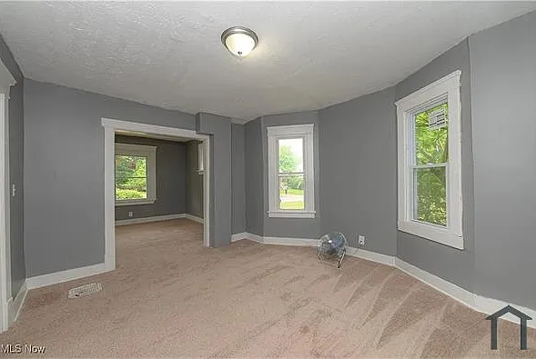 3337 E 143rd St — Photo 24