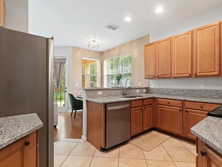 8141 Stone Leaf Ln — Photo 7