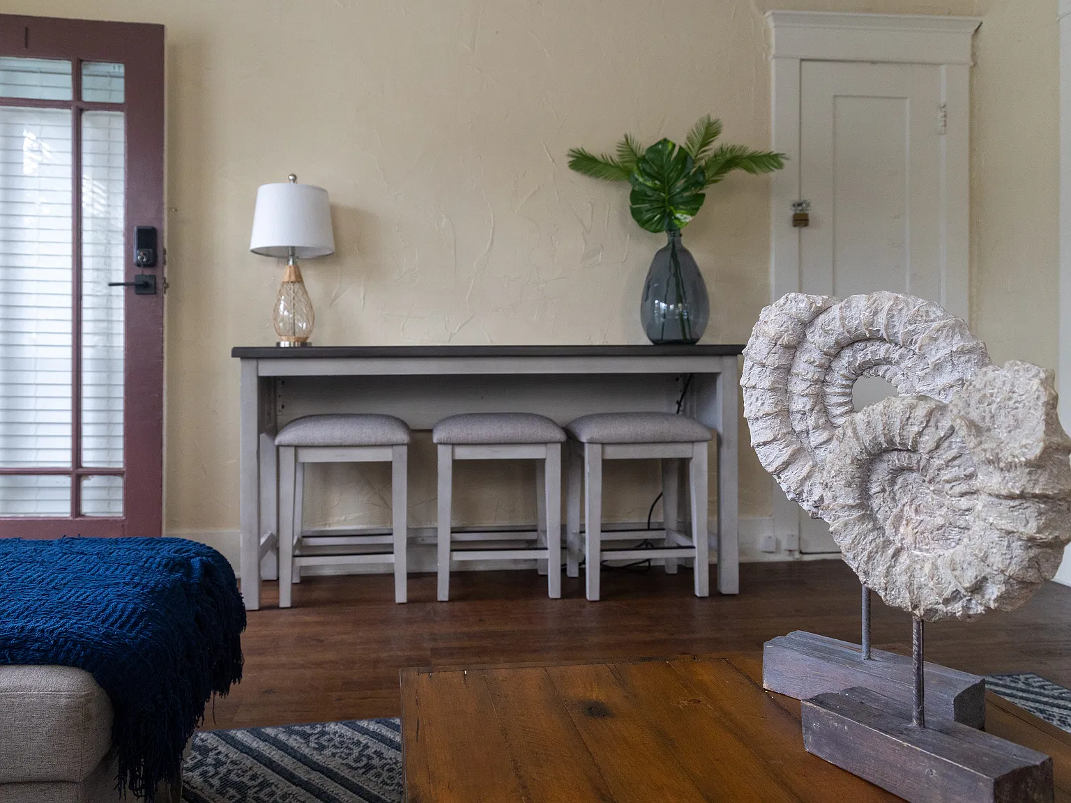 1 bed, 550 sqft, $1,800 — Photo 2