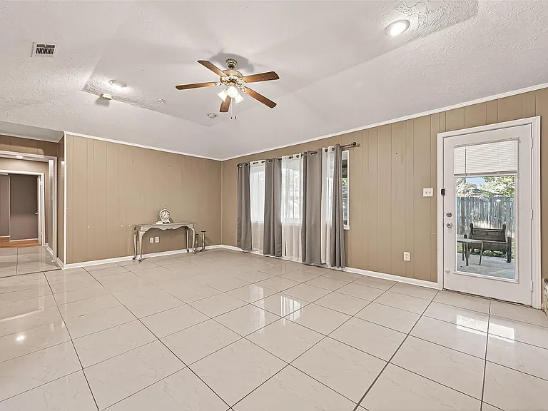 13702 Ella Lee Ln — Photo 12