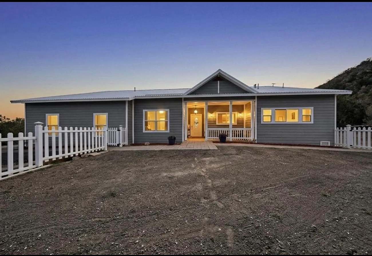 88 Rincon Loop Rd — Photo 4