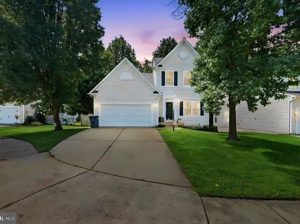 2973 Birch Creek Ct, Dumfries, VA 22026