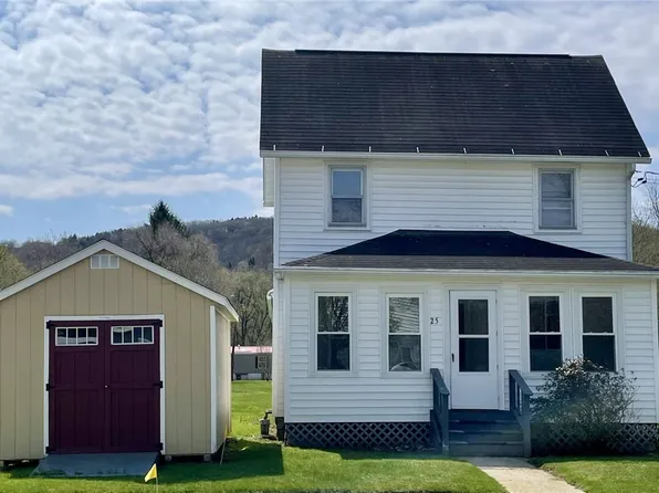 25 W Greenwood St, Andover, NY 14806