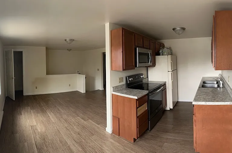 113 Locust Ln #15 — Photo 2