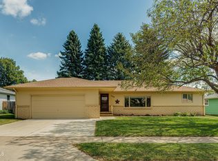 2109 N 2nd St, Bismarck, ND 58501