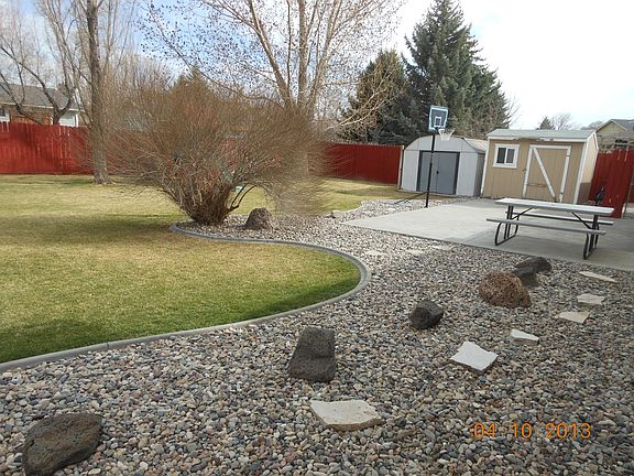 5th image of 400 N Butterfly Dr