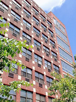 Rented by New York Casas Ltd. | media 16