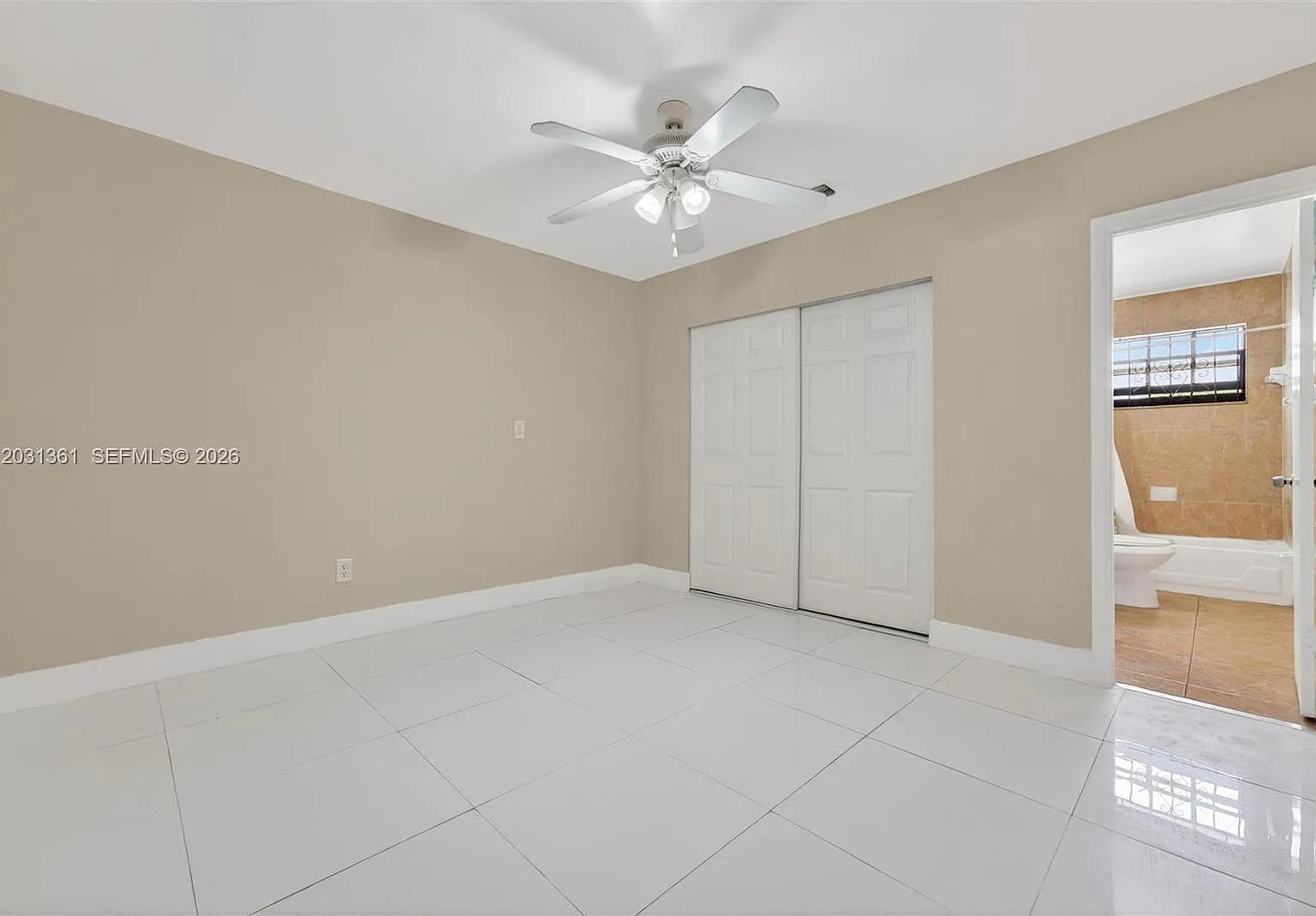 Realsite Ests Sec 5 — Photo 4