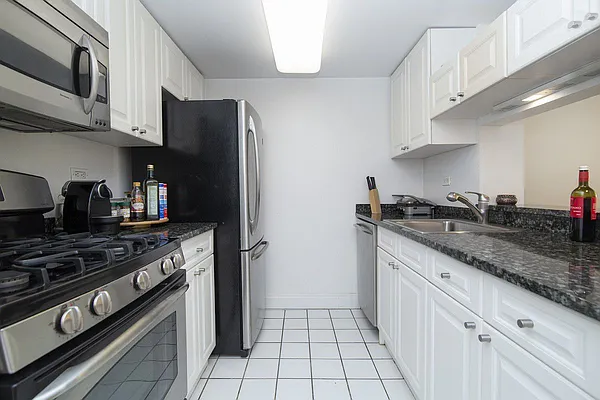Sold by Keller Williams NYC | media 3