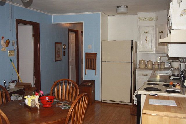 2nd image of 465 Southland Dr