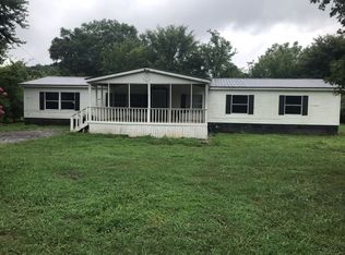 415 Charmin Cir SE, Calhoun, GA 30701