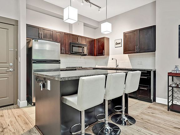 4th image of 12283 224th St #102