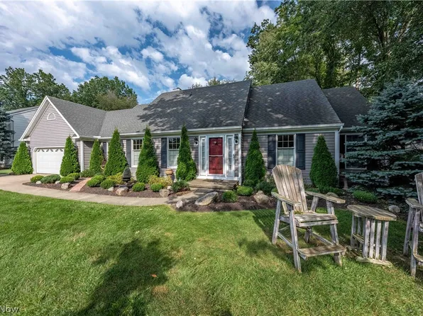 389 Jaycox Rd, Avon Lake, OH 44012