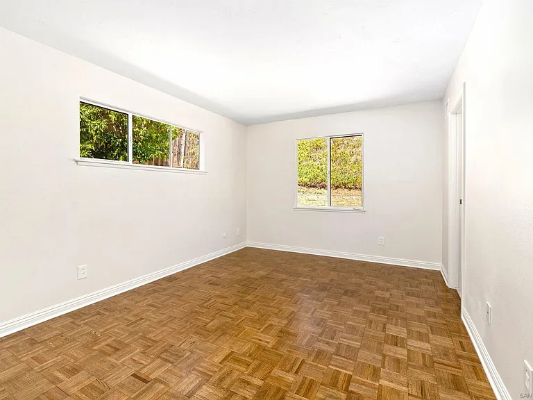 5577 Honors Dr — Photo 18