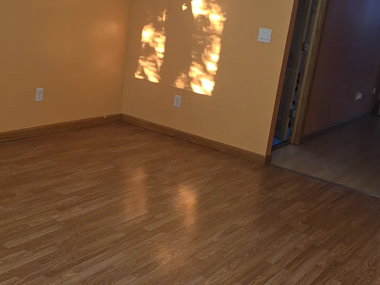 57 Russell St — Photo 7