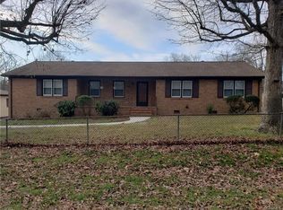 2946 Lakeside Dr, Prince George, VA 23875