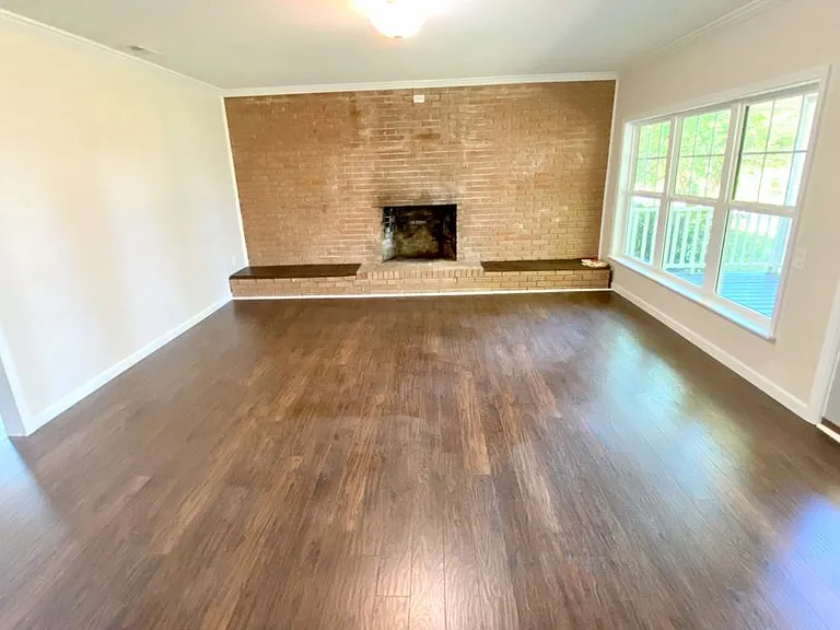 112 Pelfrey St — Photo 7