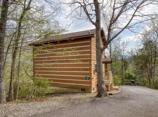 641 Kings Hills Blvd, Pigeon Forge, TN 37863