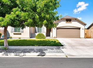 889 Legend Dr, Lemoore, CA 93245