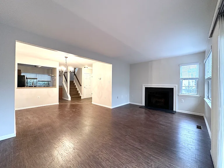 5700 Medallion Ct — Photo 9