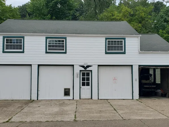 220 Streamside Ln #220, Mars, PA 16046