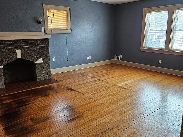 3420 N Vel R Phillips Ave — Photo 11