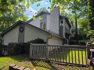 96 Executive Ct APT A, Westerville, OH 43081