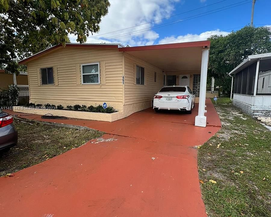 1st image of 461 NW 135th Way #B