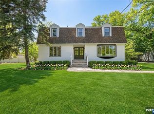 183 Wyckoff Ave, Wyckoff, NJ 07481