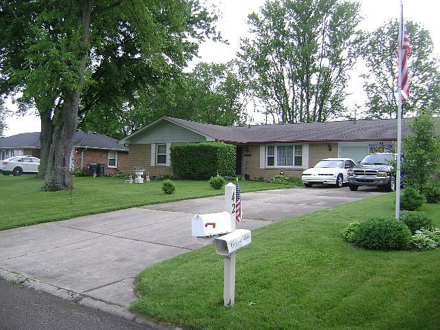 1st image of 42 N Mustin Dr