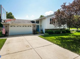 10199 Delmar St, Saint John, IN 46373