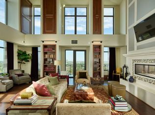8 Chelsea Blvd, Houston, TX 77006
