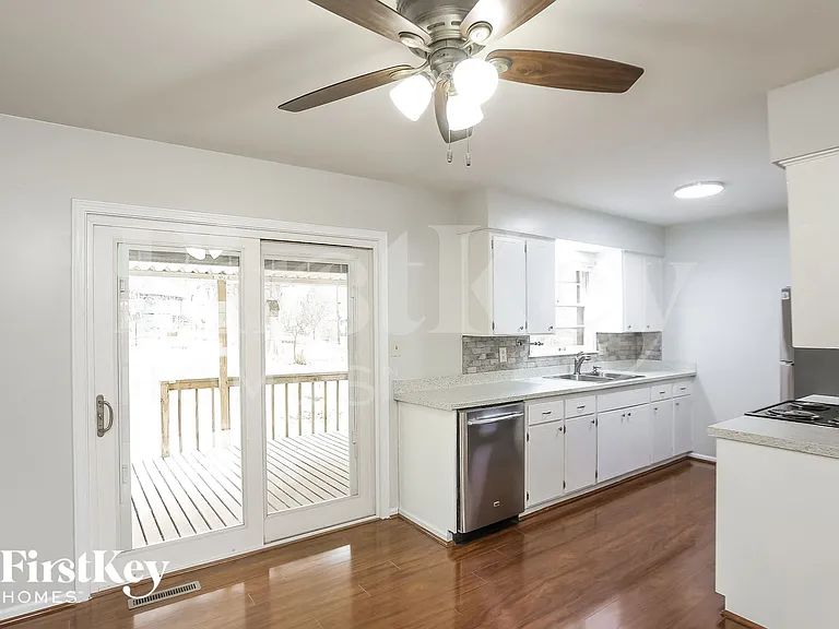 7625 NW Milrey Dr — Photo 5