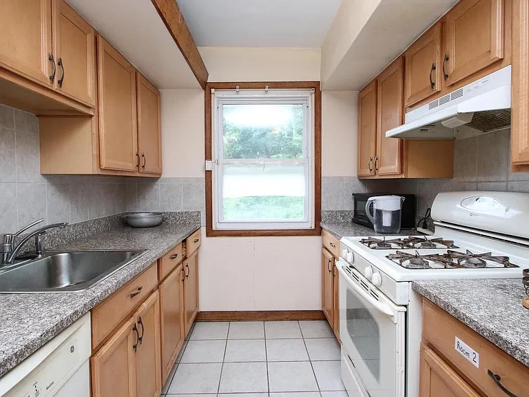 2734 W Country Club Rd — Photo 10