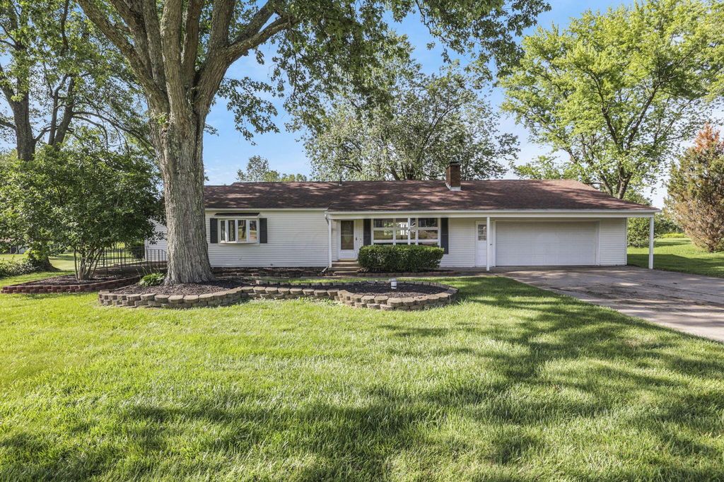 Real estate listing image