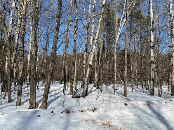 10 Powder Vale Dr, Ironwood, MI 49938