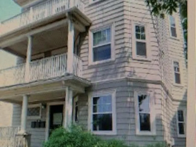 73 Grove St — Photo 1