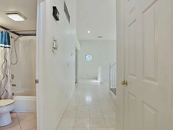 (undisclosed Address), Tracy, CA 95376
