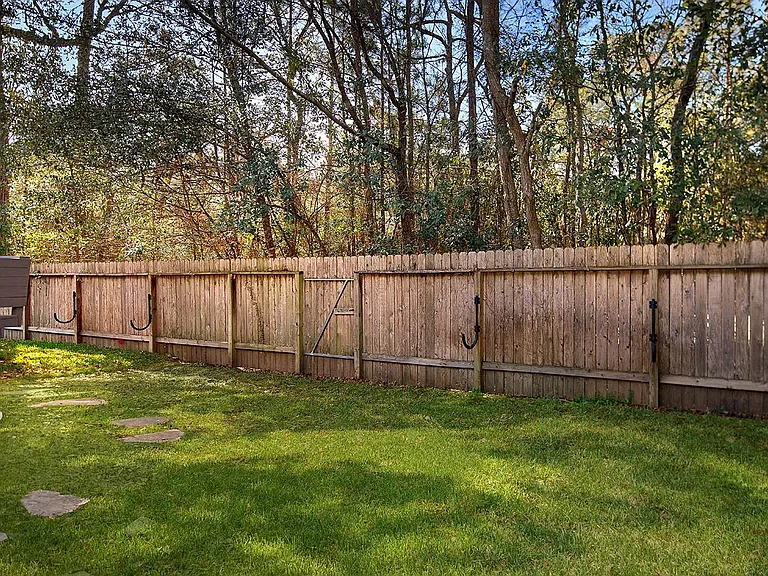 182 N Valley Oaks Cir — Photo 28