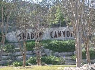 18527 Shadow Canyon Dr, Helotes, TX 78023